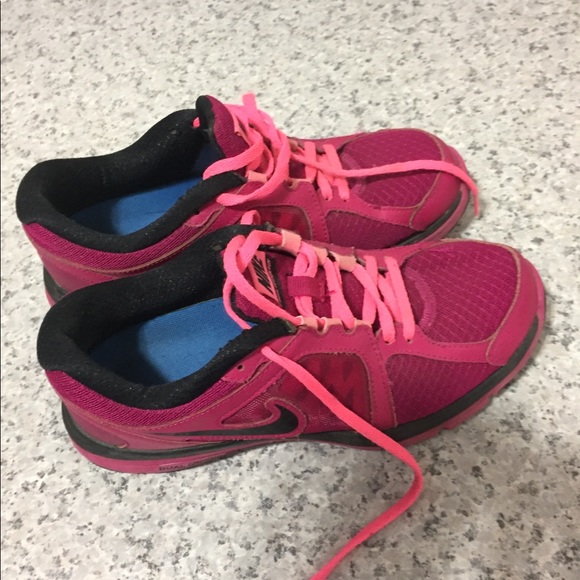 Women’s sneakers - Picture 1 of 7